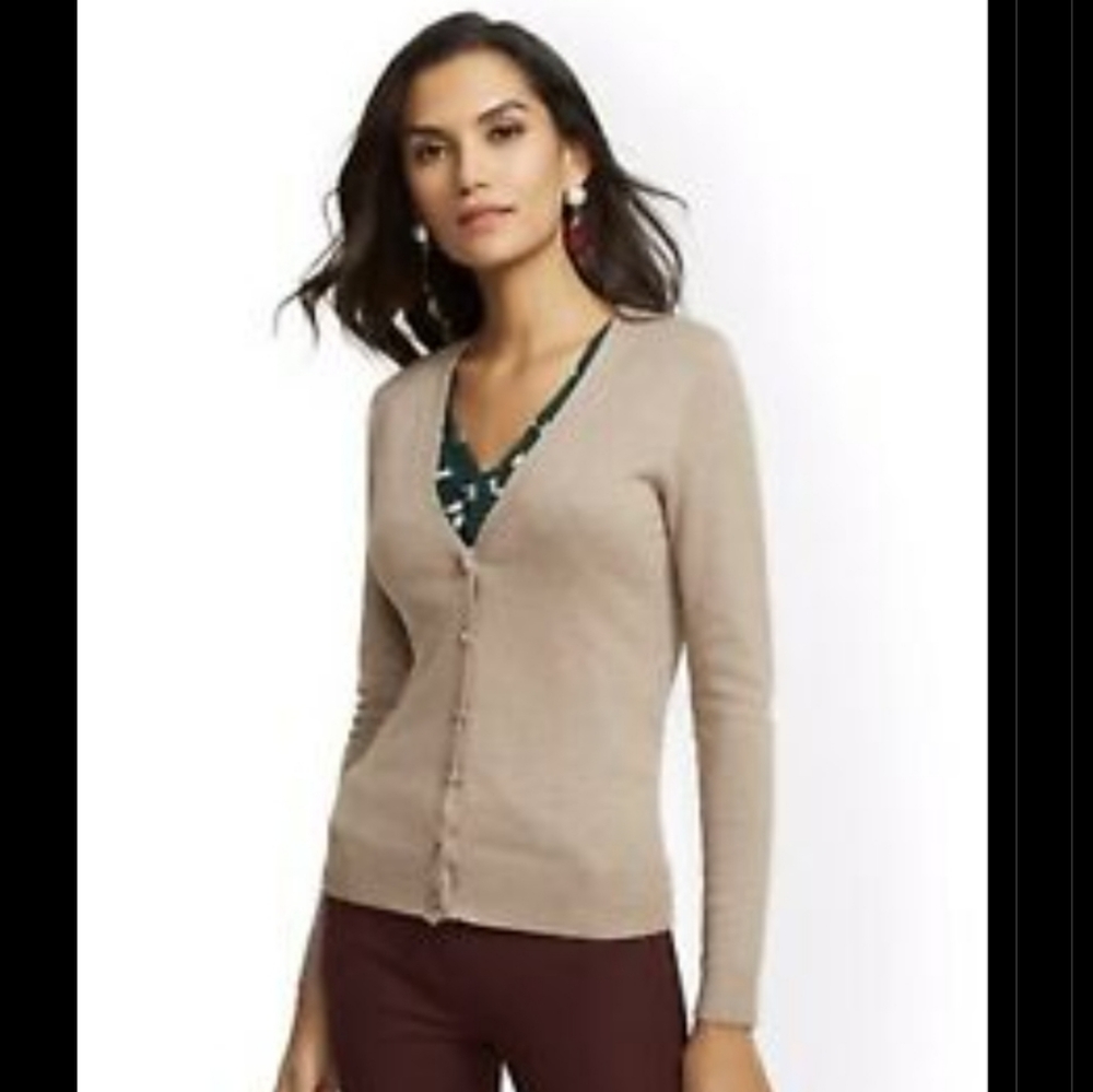 NY&CO 7th Ave Design Studio Chelsea Cardigan